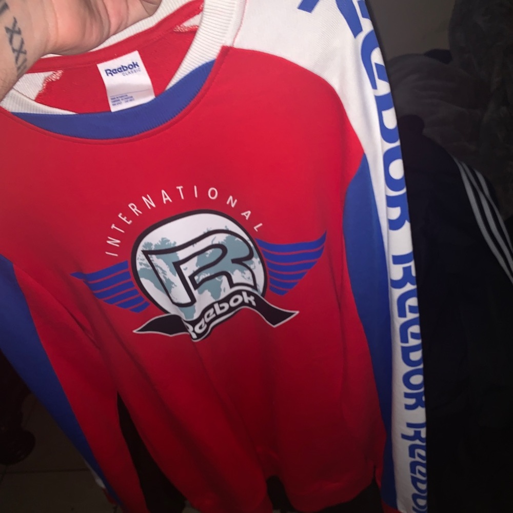 Reebok Sweatshirt